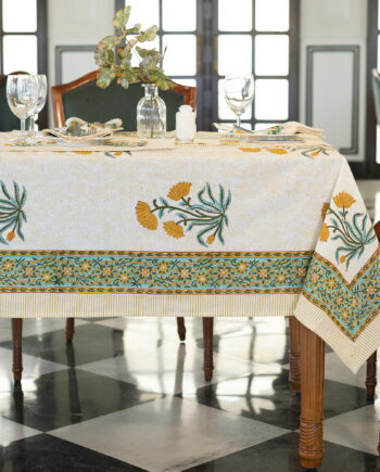 Nappe Champa, modèle fleurit blanche et jaune. Tailles 150 x 230 | 180 x 340