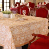 Nappe Sonali, modèles florales beige/marron. Plusieurs tailles : 180 x 280 - 180 x 340 - 180 x 450