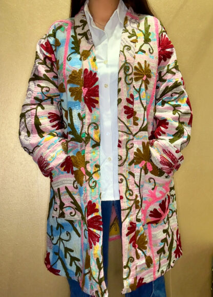Manteau Long Diya - Khanta Suzani - Modèle Camille - Manteau de couleur rose, fleurit