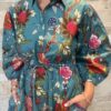 Robe Longue Padma - aux manches longues smockée. Couleur Bleu Paon 4