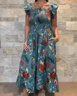 Robe Longue Mira - aux manches courtes smockée. Couleur bleu
