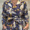 Robe Longue Portefeuille Amara - aux manches longues. Couleur Bleu Nuit 2