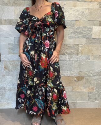 Robe Anaya Majesté - Robe longue aux manches courtes. Imprimé floral noir