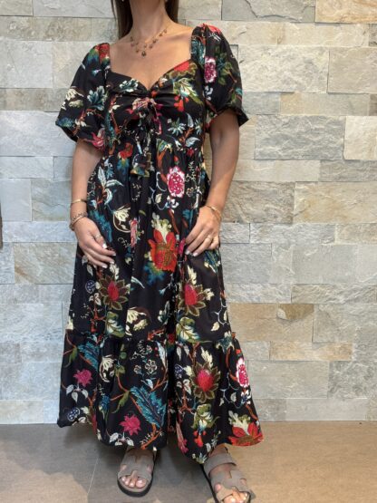 Robe Anaya Majesté - Robe longue aux manches courtes. Imprimé floral noir