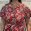 Robe Longue Kavya - aux manches courtes. Style chemise. Couleur Rouge 4