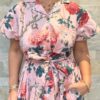 Robe Longue Kavya - aux manches courtes. Style chemise. Couleur Rose Clair 3