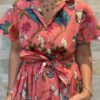 Robe Longue Kavya - aux manches courtes. Style chemise. Couleur Rose Fushia 2