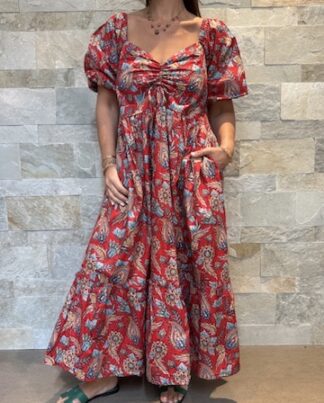 Robe Anaya Majesté - Robe longue aux manches courtes. Imprimé floral rouge