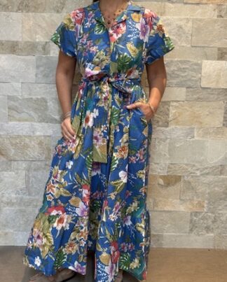 Robe Longue Kavya - aux manches courtes. Style chemise. Couleur Bleu Mer