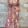 Robe Longue Kavya - aux manches courtes. Style chemise. Couleur Rose