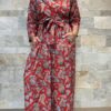 Robe Longue Portefeuille Amara - aux manches longues. Couleur Rouge