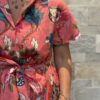 Robe Longue Kavya - aux manches courtes. Style chemise. Couleur Rose Fushia 4