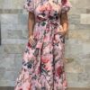 Robe Longue Kavya - aux manches courtes. Style chemise. Couleur Rose Clair