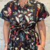 Robe Longue Kavya - aux manches courtes. Style chemise. Couleur Noir 4
