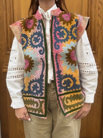 Veste Anala Brodée Sans Manches