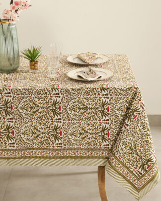 Nappe Kerala, modèle florale kaki, blanche et rose. Taille 150 x 230