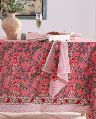Nappe Gulab, une nappe rose fleurie