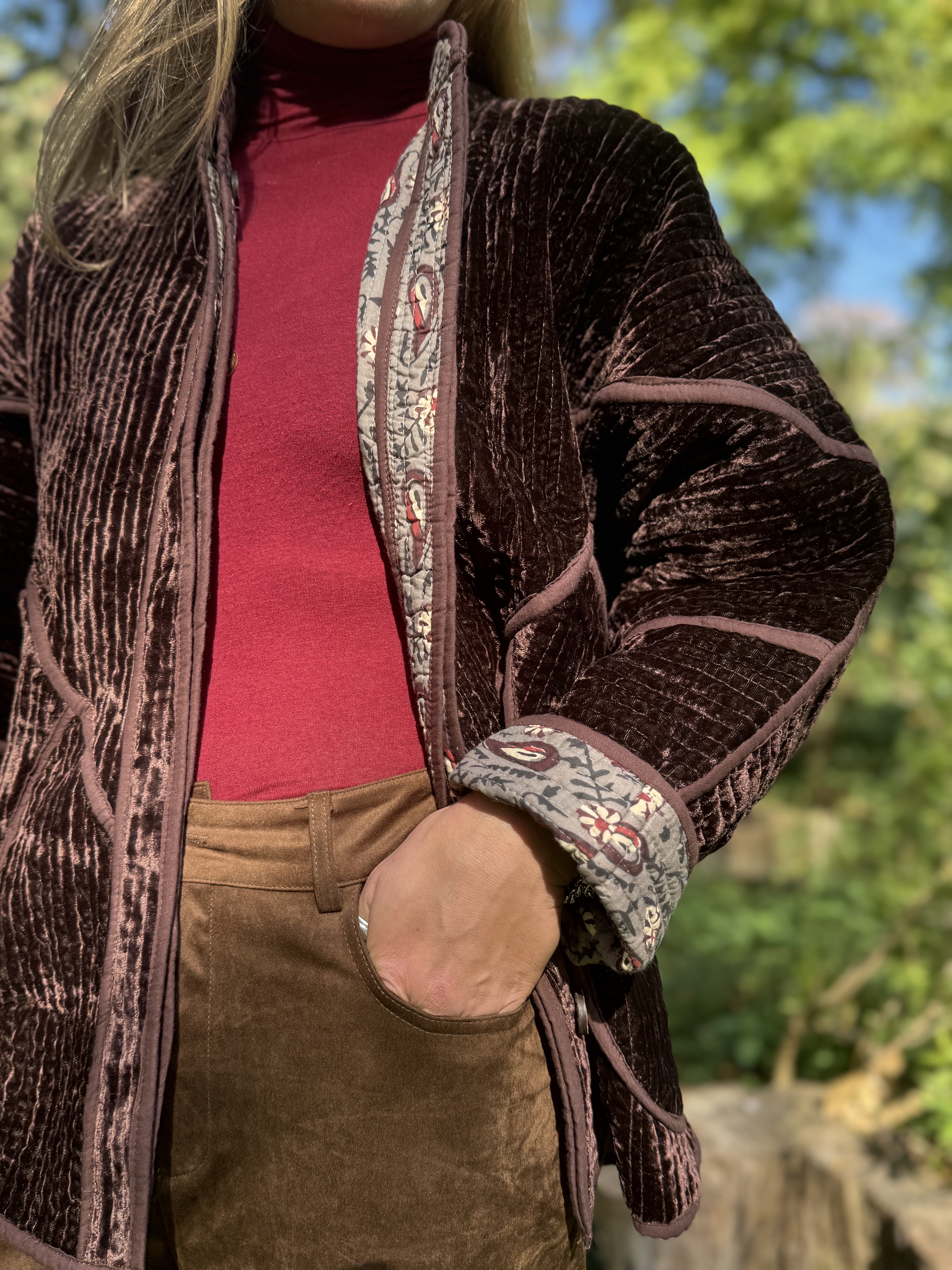 Détail de la Veste Velours Marron réversible