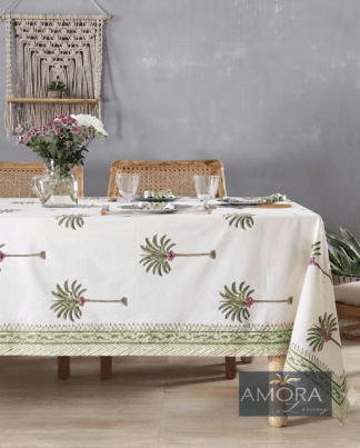 Nappe Anila, une nappe blanche imprimée de palmiers verts