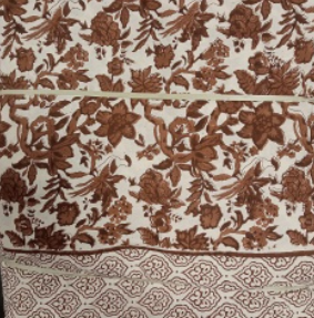 Nappe Brown, une nappe ronde de 150 cm.
